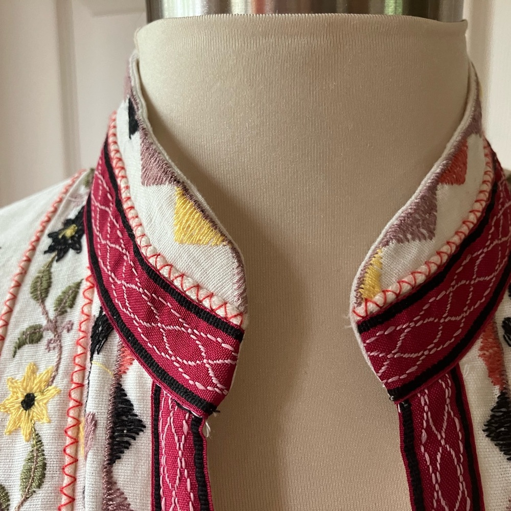 NWOT Zara Asian inspired embroidered jacket - Picture 6 of 12